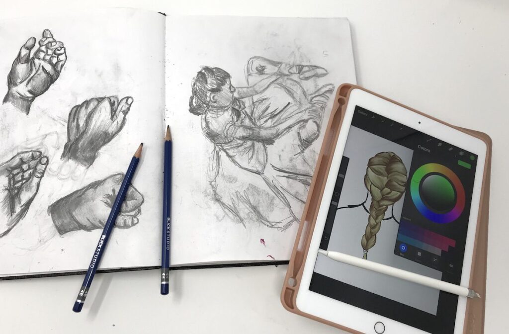 An infographic comparing Instruction Art vs Traditional Art.